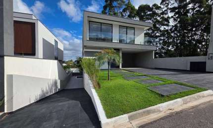 Casa de Condomínio para venda em Residencial Real Park de 300.00m² com 4 Quartos e 4 Suites