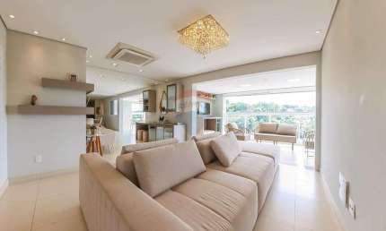 Apartamento para venda em Centro de 266.00m² com 4 Quartos, 4 Suites e 5 Garagens