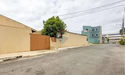 Casa para venda em Ipê de 288.00m² com 3 Quartos e 3 Garagens