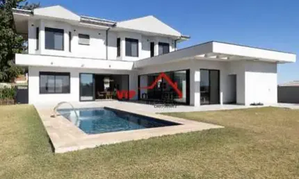 Casa para venda em Caxambu de 454.00m² com 4 Quartos, 4 Suites e 3 Garagens