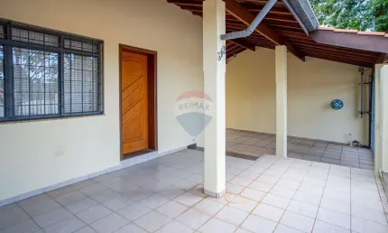 Casa para venda em Vila Helena de 300.00m² com 3 Quartos e 2 Garagens