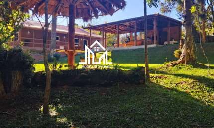 Chácara para venda em Área Rural Mandirituba de 1796.00m² com 2 Quartos, 1 Suite e 3 Garagens