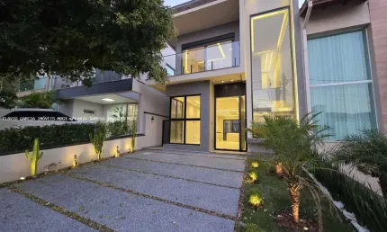 Sobrado para venda em Vila Moraes de 173.00m² com 3 Quartos, 3 Suites e 2 Garagens