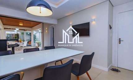 Casa para venda em Santa Felicidade de 402.00m² com 5 Quartos, 4 Suites e 4 Garagens