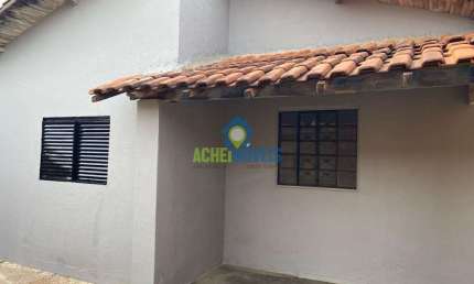 Casa para alugar em Primavera de 60.99m² com 2 Quartos e 1 Garagem