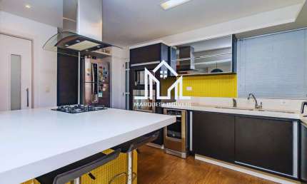 Casa de Condomínio para venda em Santa Felicidade de 402.00m² com 5 Quartos, 4 Suites e 4 Garagens