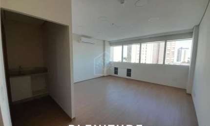 Sala Comercial para alugar em Centro de 89.00m² com 2 Garagens