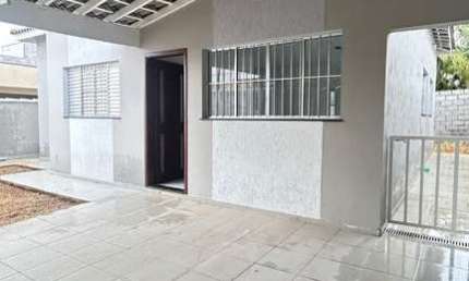 Casa para alugar em Jardim Brasil de 90.00m² com 3 Quartos, 1 Suite e 3 Garagens