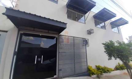 Casa para venda e aluguel em Vila Bonfim de 400.00m² com 3 Quartos e 1 Suite