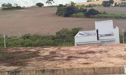 Terreno para venda em Jardim Villagio Milano de 297.00m²