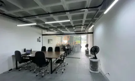 Sala Comercial para alugar em Condomínio Centro Empresarial Taquari de 60.00m² com 1 Garagem