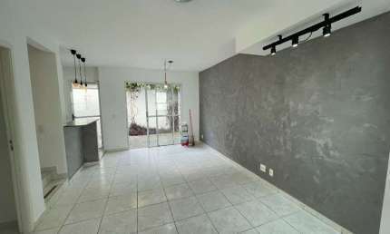 Casa de Condomínio para alugar em Parque Imperador de 90.00m² com 3 Quartos, 1 Suite e 2 Garagens