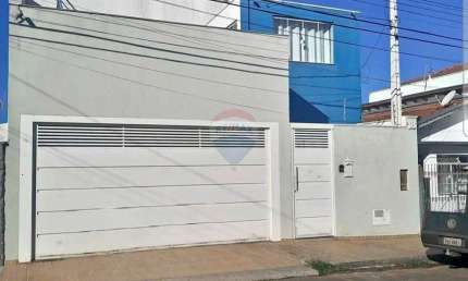 Casa para venda em Vila Nossa Senhora De Fátima de 193.00m² com 3 Quartos