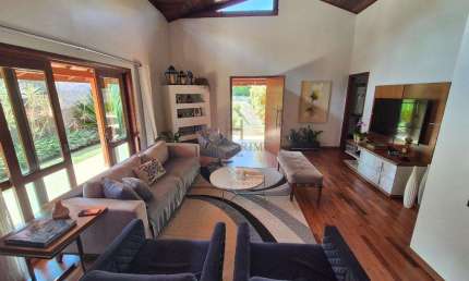Casa de Condomínio para venda em Vargem Grande Paulista de 320.00m² com 4 Quartos, 4 Suites e 6 Garagens