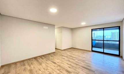 Apartamento para venda em Vila Silvinha de 107.00m² com 3 Quartos, 3 Suites e 2 Garagens