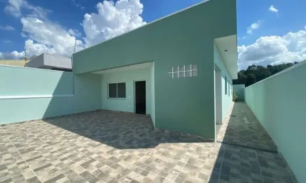 Casa para venda em Residencial Tosi de 250.00m² com 3 Quartos, 1 Suite e 3 Garagens