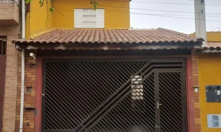 Sobrado para venda em Vila Curuçá de 172.00m² com 3 Quartos, 1 Suite e 2 Garagens