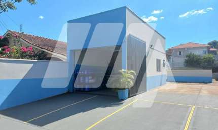 Prédio Comercial para venda em São Pedro de 33.00m²