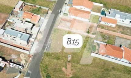 Terreno à venda no Centro, São Pedro 