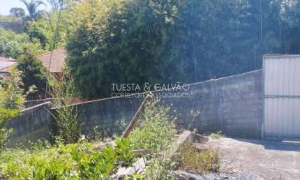 Terreno à venda no Centro, Campo Magro 