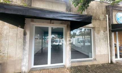 Sala Comercial para alugar em Medeiros de 30.00m² com 1 Garagem