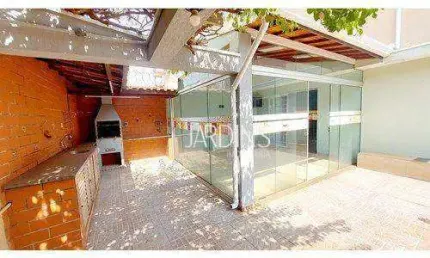 Casa para venda em Ipiranga de 229.00m² com 4 Quartos, 2 Suites e 3 Garagens