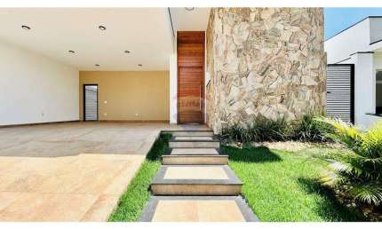 Casa de Condomínio para venda em Jardim Residencial Mont Blanc de 206.00m² com 3 Quartos, 3 Suites e 4 Garagens
