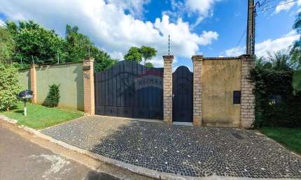 Chácara para venda em Jardim Maria Rosa de 321.00m² com 2 Quartos, 1 Suite e 10 Garagens