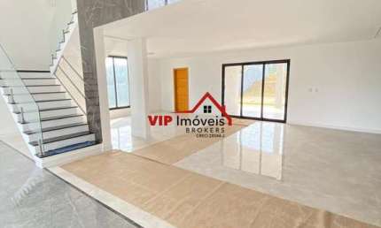Casa de Condomínio para venda em Caxambu de 400.00m² com 4 Quartos, 4 Suites e 3 Garagens
