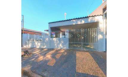 Casa para venda em Parque Das Árvores de 172.00m² com 6 Quartos, 1 Suite e 1 Garagem