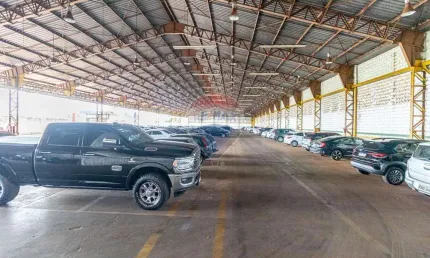 Galpão / Depósito / Armazém para venda em Jardim Jóquei Clube de 6000.00m² com 160 Garagens