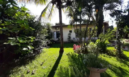Casa para venda em Nhô Quim de 258.00m² com 5 Quartos, 1 Suite e 4 Garagens