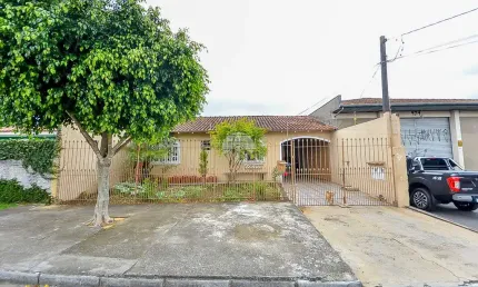 Casa para venda em Novo Mundo de 150.00m² com 5 Quartos