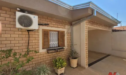 Casa para venda em Conjunto Habitacional São José Do Rio Preto de 110.00m² com 2 Quartos, 1 Suite e 2 Garagens