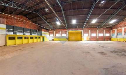 Chácara para venda em Centro de 1241.00m² com 3 Quartos e 2 Garagens