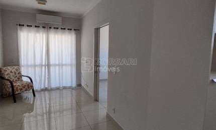Apartamento para alugar em Centro de 36.00m² com 1 Quarto, 1 Suite e 1 Garagem