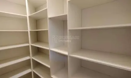 Casa de Condomínio para venda e aluguel em Condomínio Buona Vita de 216.00m² com 3 Quartos, 3 Suites e 4 Garagens