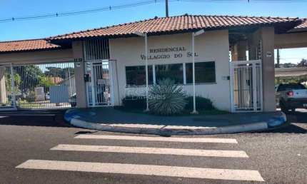 Casa de Condomínio para venda e aluguel em Jardim Araraquara de 96.00m² com 2 Quartos e 1 Garagem
