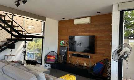Sobrado para alugar em Jardim Residencial Alto De Itaici de 220.00m² com 3 Quartos, 3 Suites e 4 Garagens