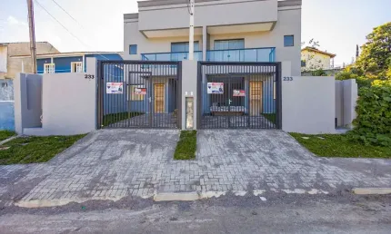 Sobrado para venda em São Braz de 141.00m² com 3 Quartos, 1 Suite e 2 Garagens