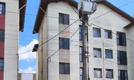 Apartamento para venda em Penha de 44.72m² com 2 Quartos e 5 Garagens