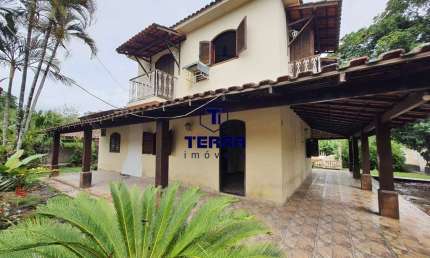 Chácara para venda em Bela Vista de 320.00m² com 5 Quartos, 1 Suite e 3 Garagens