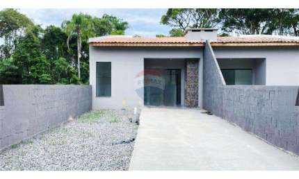 Casa para venda em Itapoá de 66.63m² com 2 Quartos, 1 Suite e 2 Garagens