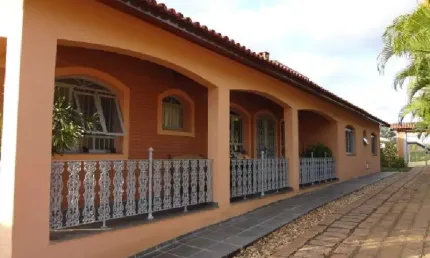 Chácara para venda em Colinas Do Mosteiro De Itaici de 443.00m² com 4 Quartos, 2 Suites e 2 Garagens