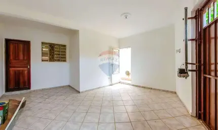 Casa para venda em Jardim Residencial Alvorada de 102.11m² com 3 Quartos e 2 Garagens