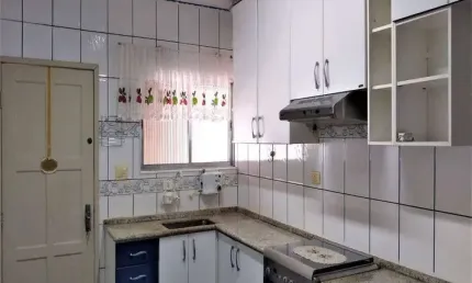 Casa para venda em Vila Mogilar de 167.00m² com 3 Quartos, 1 Suite e 3 Garagens