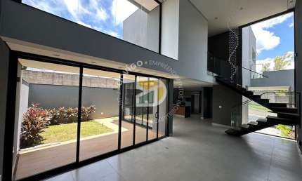 Sobrado para venda em Vila Santa Luzia de 176.31m² com 3 Quartos, 1 Suite e 2 Garagens