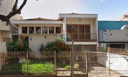 Casa para venda em Centro de 287.00m² com 6 Quartos, 2 Suites e 3 Garagens