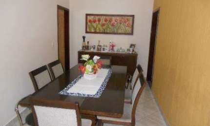 Casa para venda em Jardim Belo Horizonte de 150.00m² com 3 Quartos e 2 Garagens