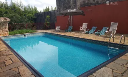 Casa para venda em Vila Oliveira de 222.00m² com 4 Quartos, 3 Suites e 4 Garagens
